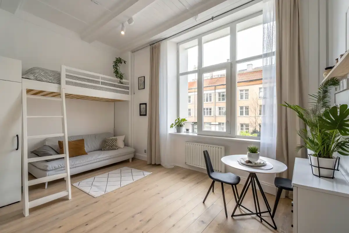 Beautiful Light-Filled Studio Apartment with Open Layout and Natural Materials